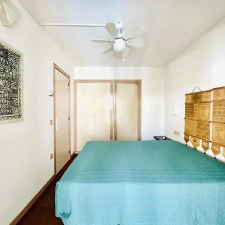 Con Vista Y Piscina Salada, Cerca De La Playa Y Parque Natural, Wi-fi Gratis - Es-258-112